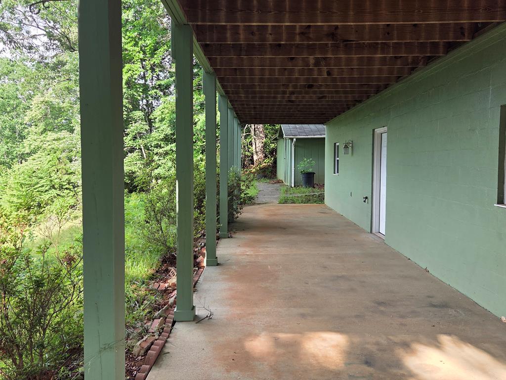 244 Willow Cove
