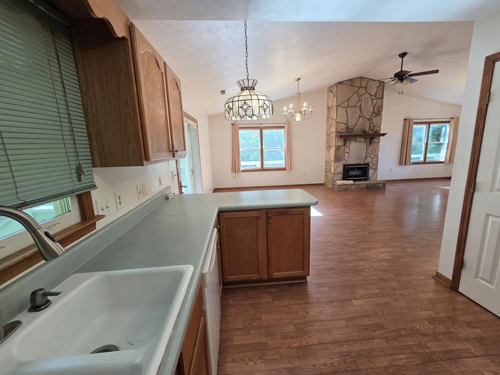 244 Willow Cove