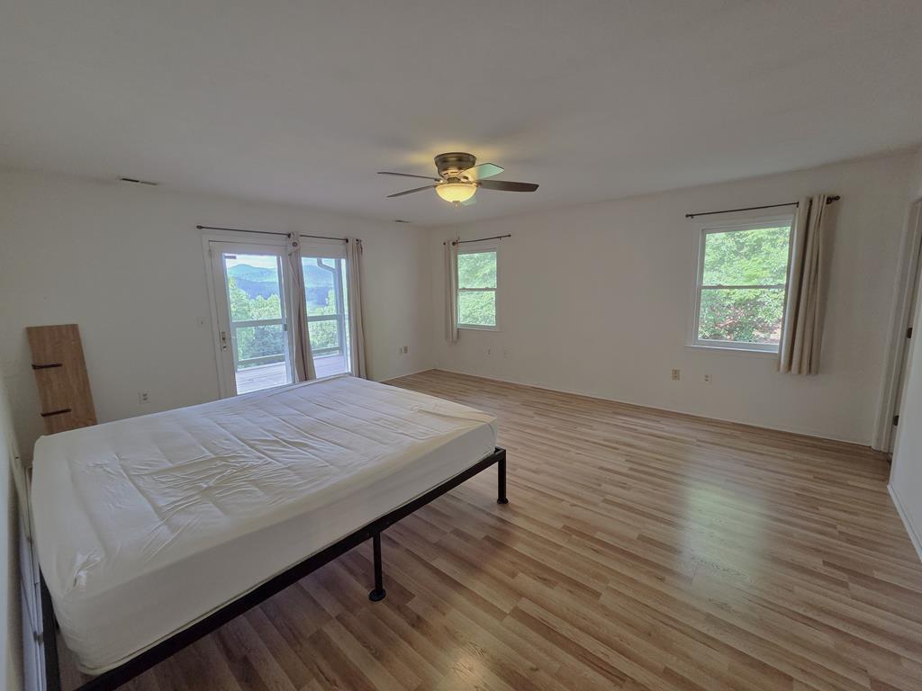 244 Willow Cove