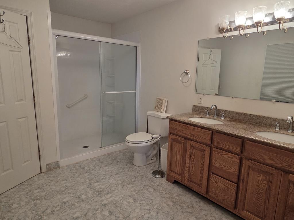 244 Willow Cove