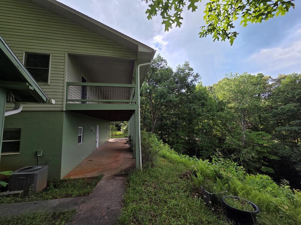 244 Willow Cove
