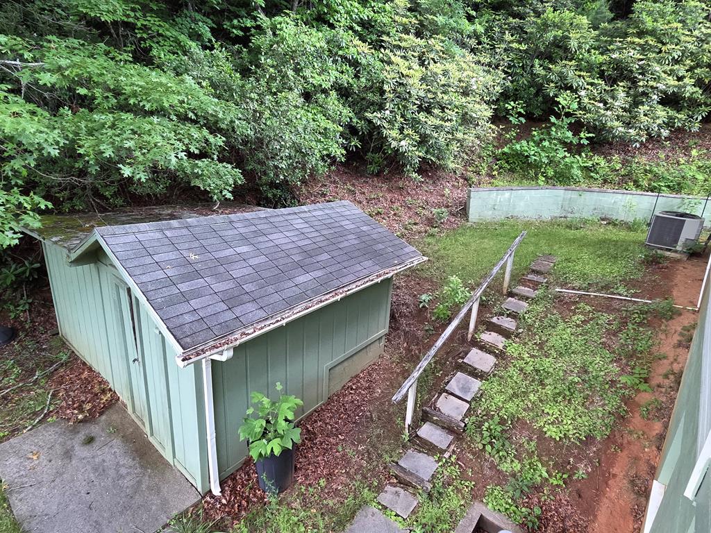 244 Willow Cove