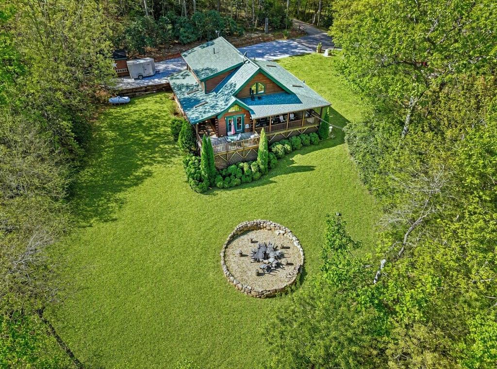 1100 Wallalieu Road