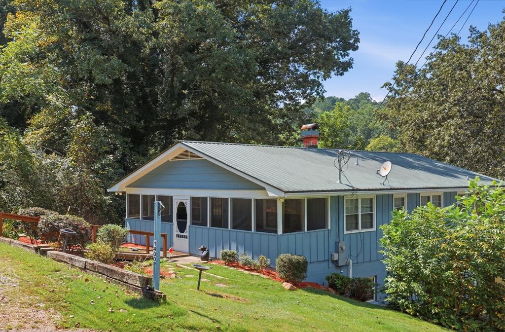 1400 Lake Emory