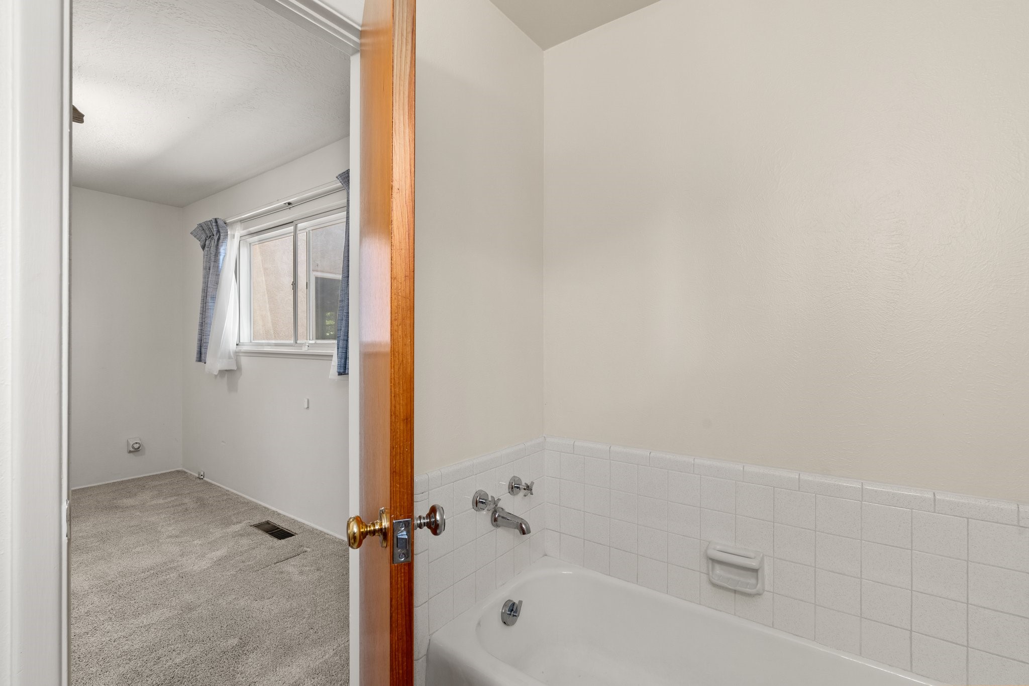 1016 San Lorenzo Drive