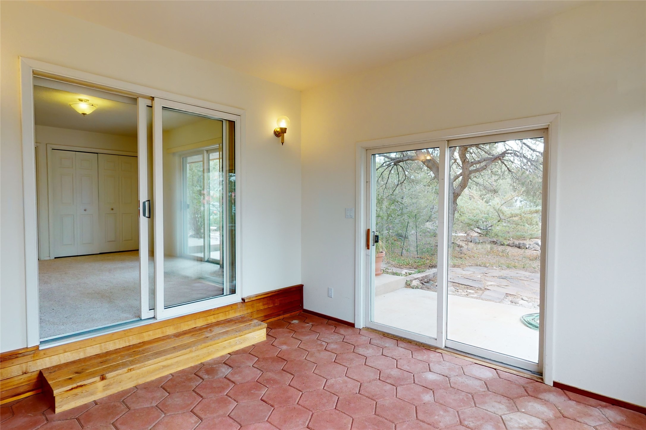 24 Grand Canyon Drive