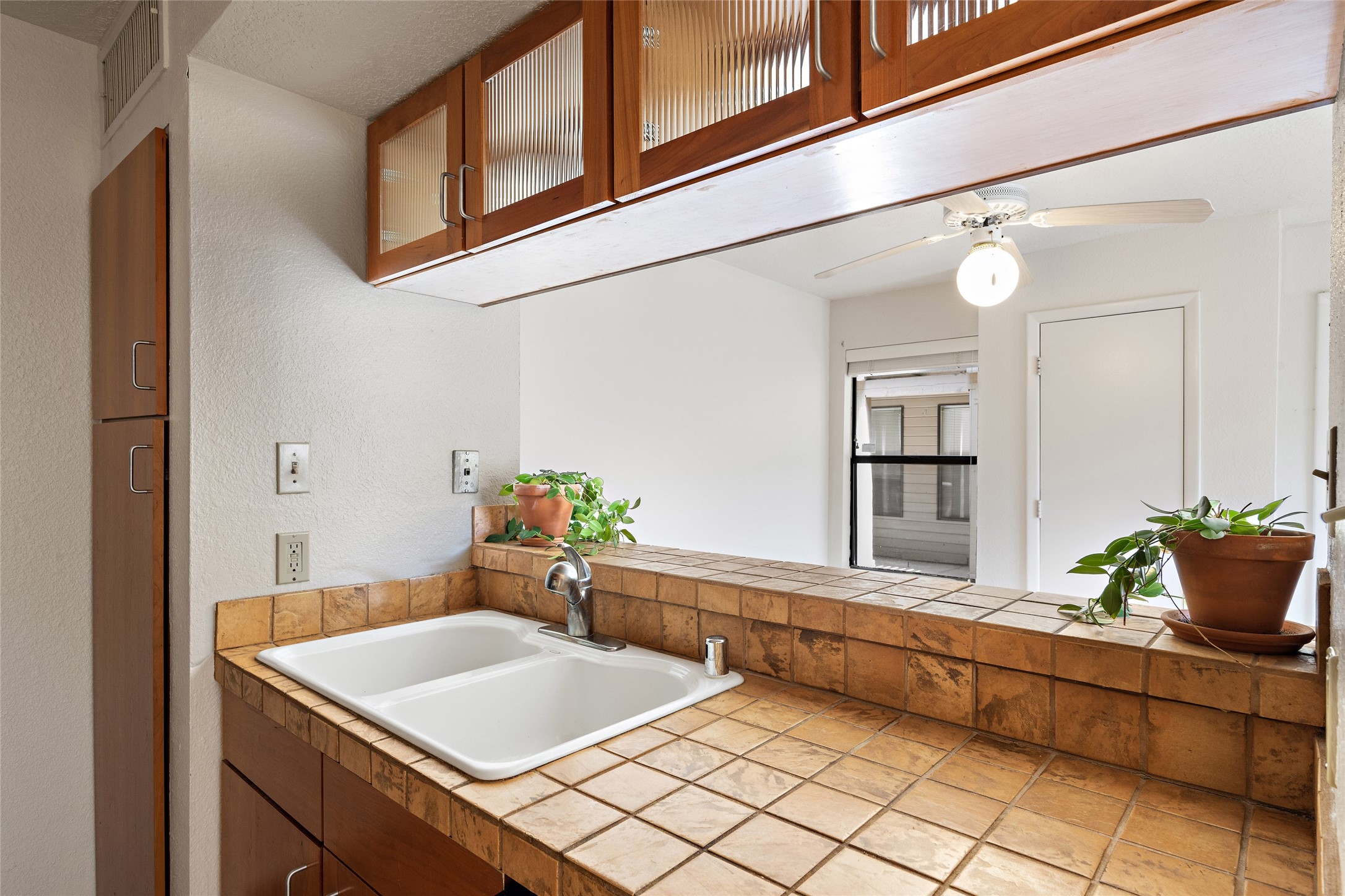 941 Calle Mejia Unit: 601