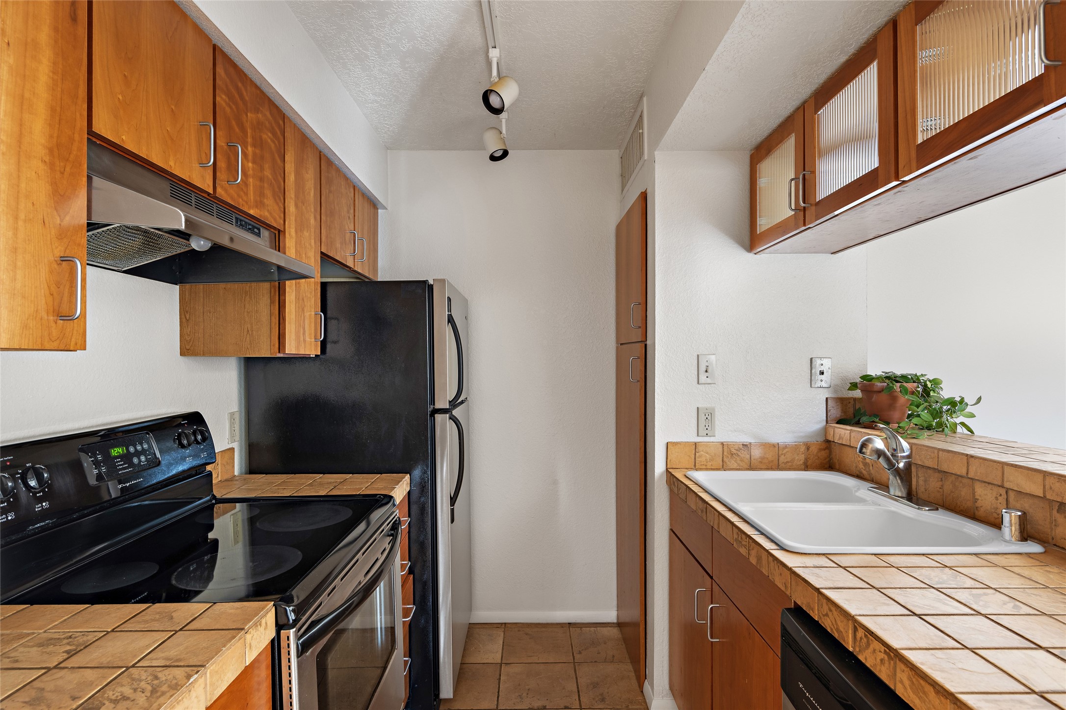 941 Calle Mejia Unit: 601