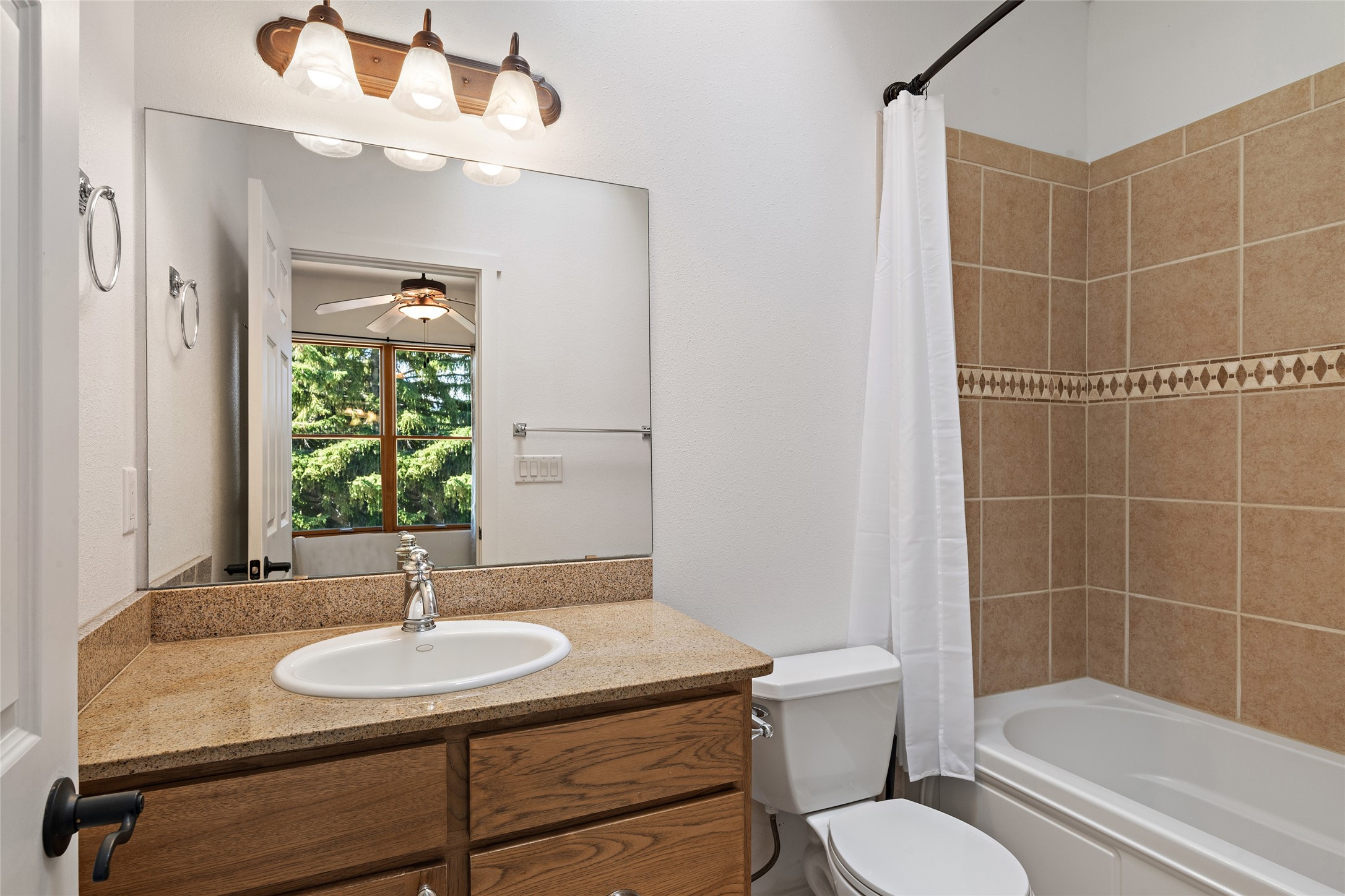 601 W San Mateo Unit: 194