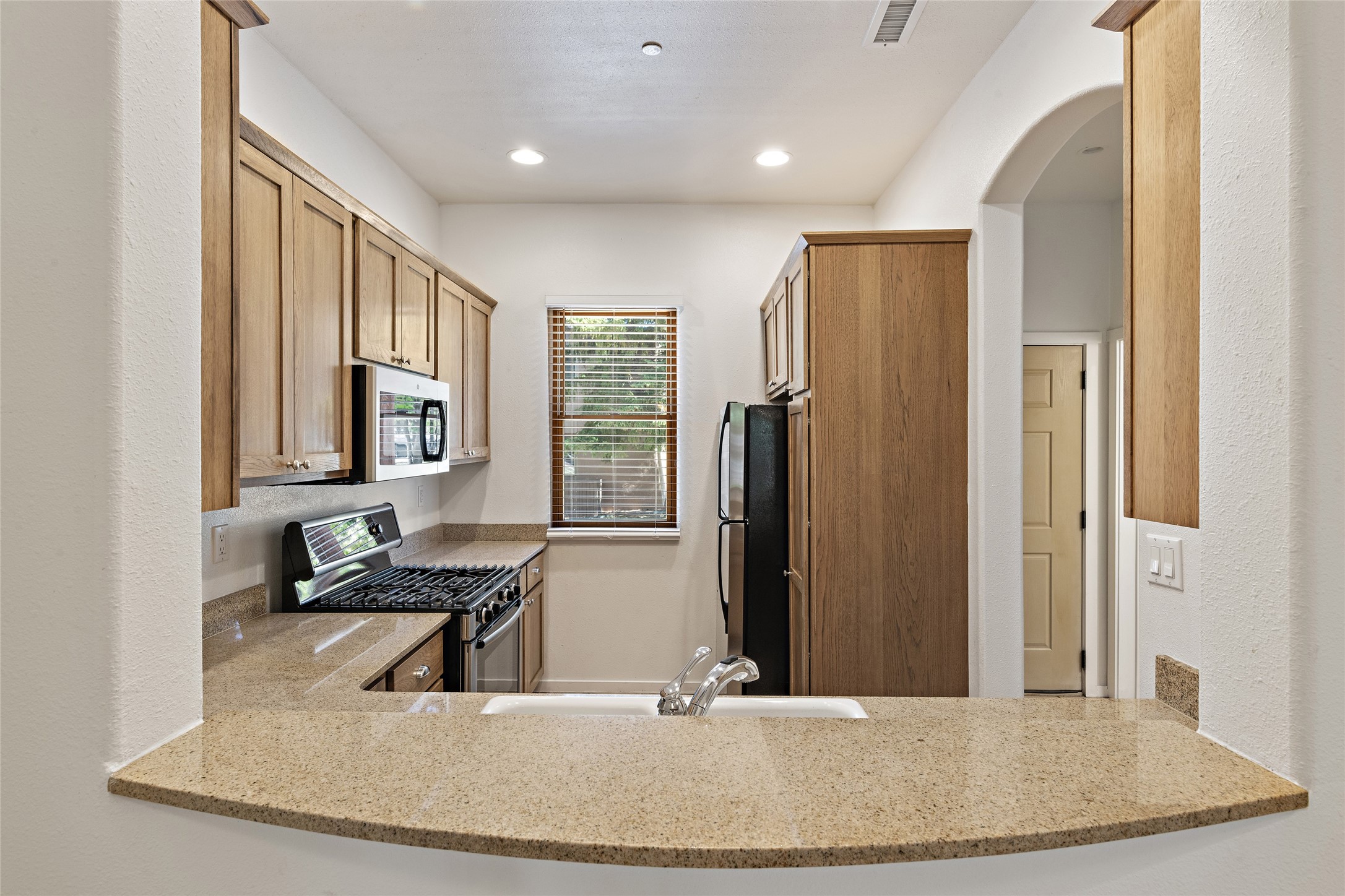 601 W San Mateo Unit: 194