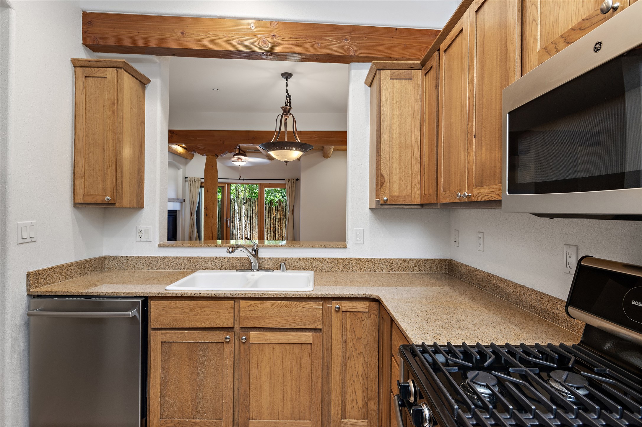 601 W San Mateo Unit: 194