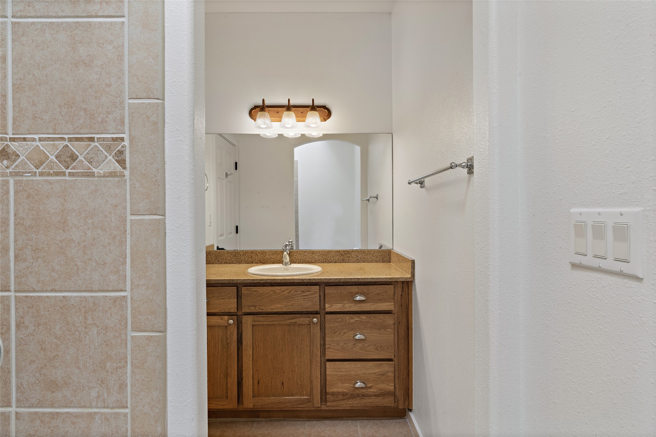 601 W San Mateo Unit: 194