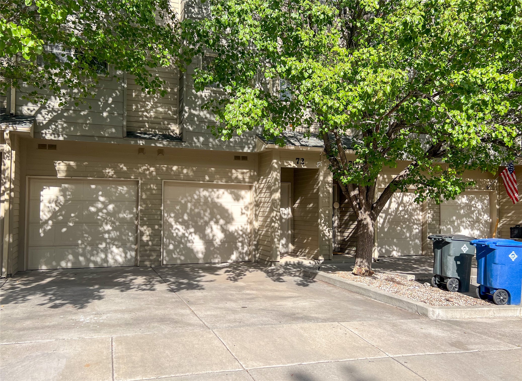 72 Loma Vista