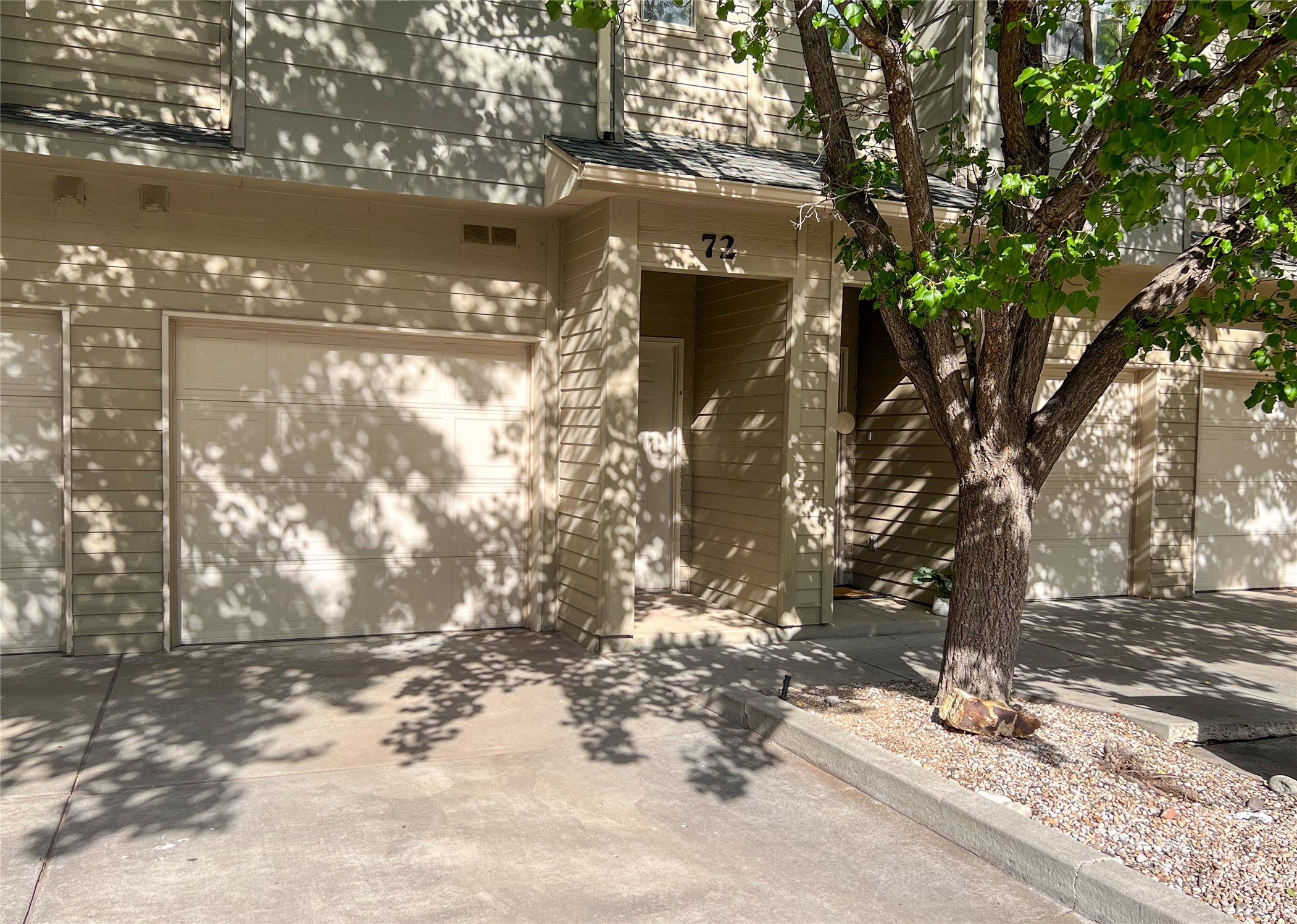 72 Loma Vista
