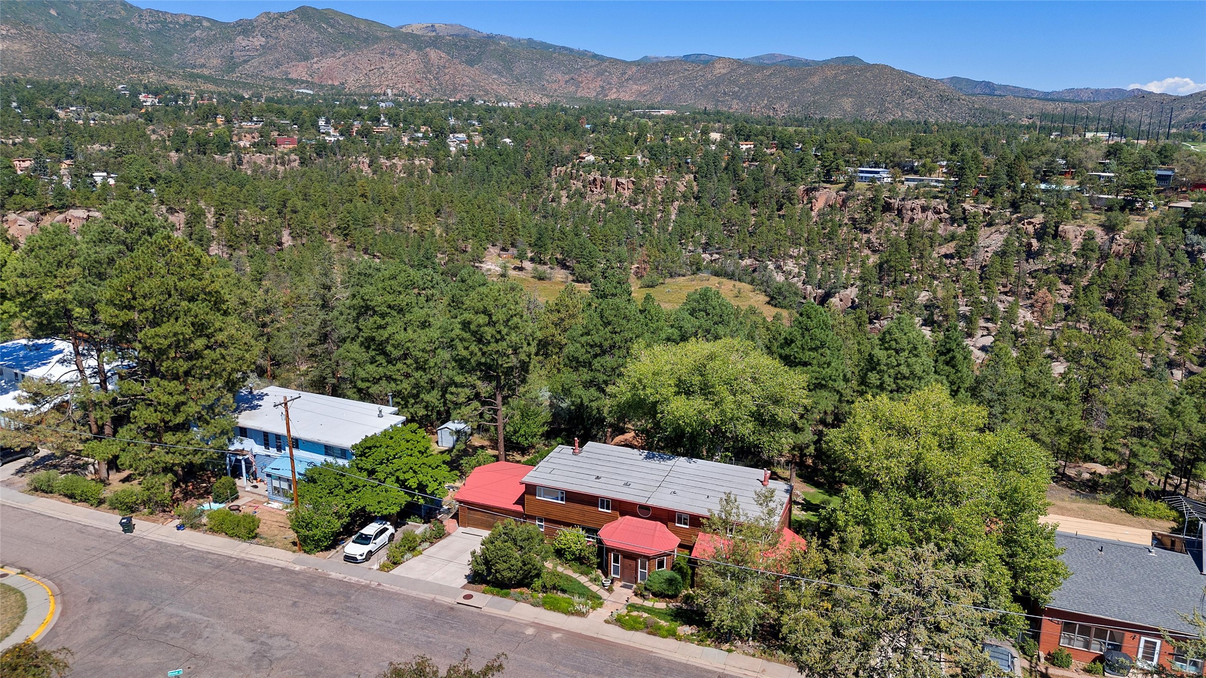 2776 ORANGE Street