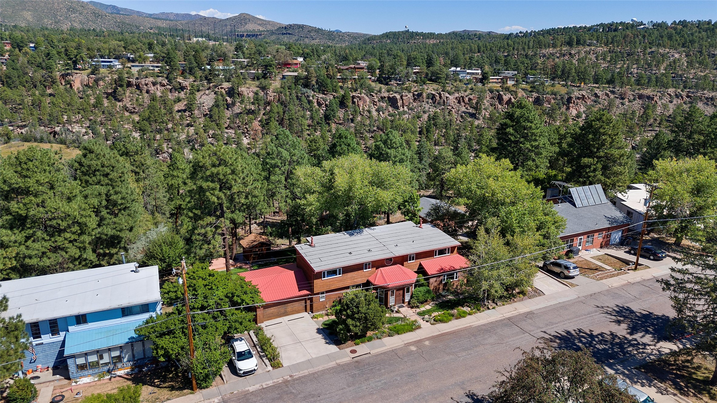 2776 ORANGE Street