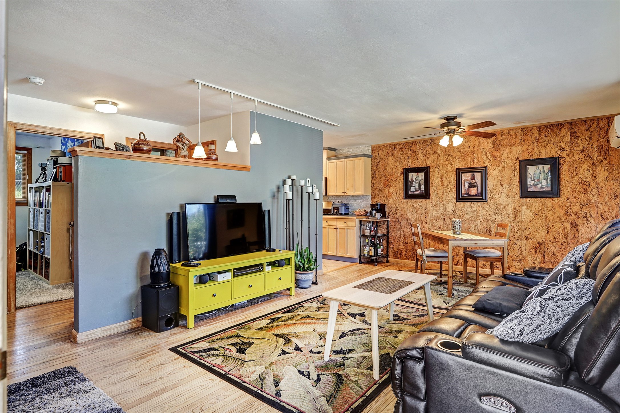 4245 Ridgeway Drive A