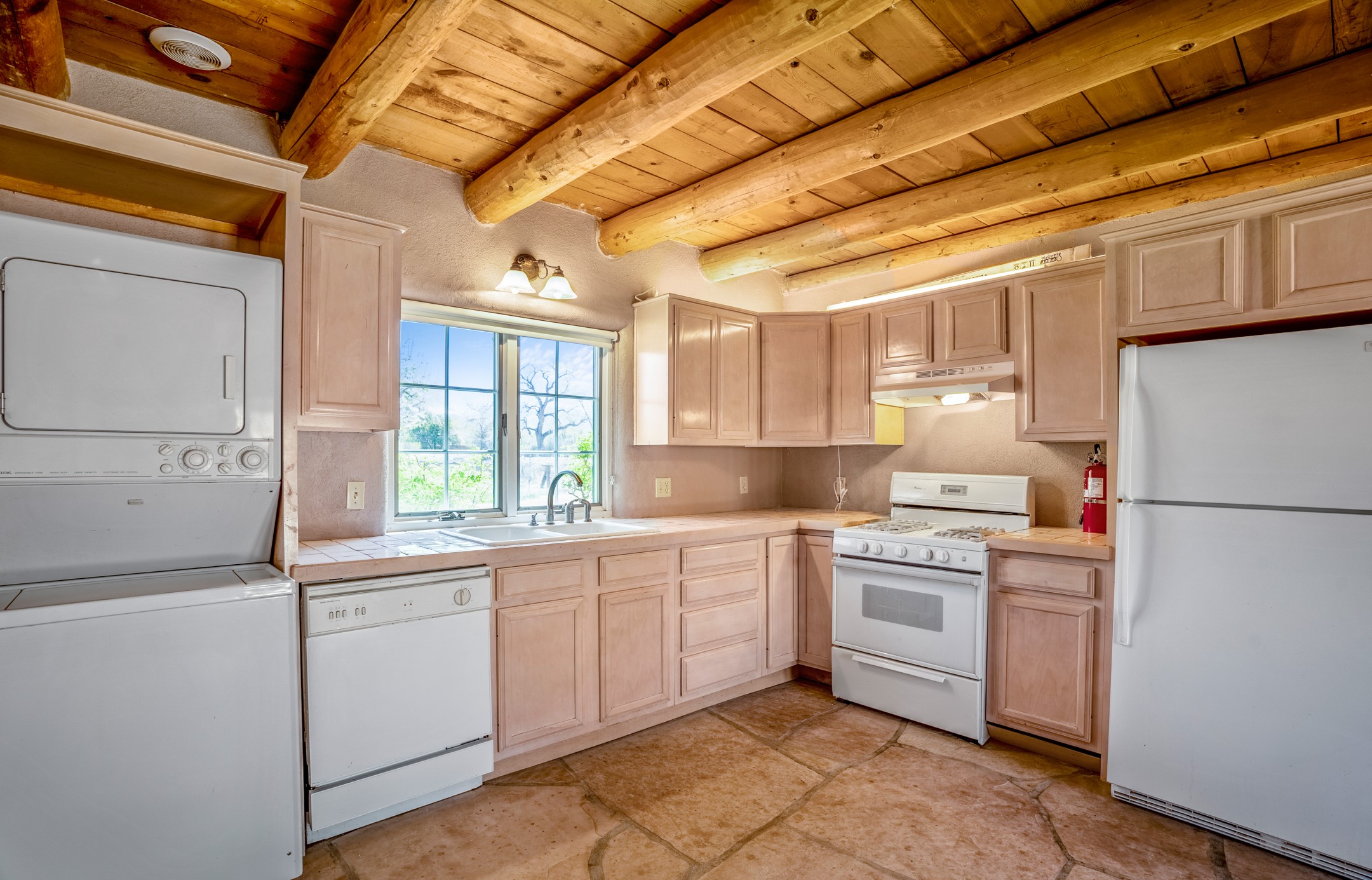 222 503 Nambe