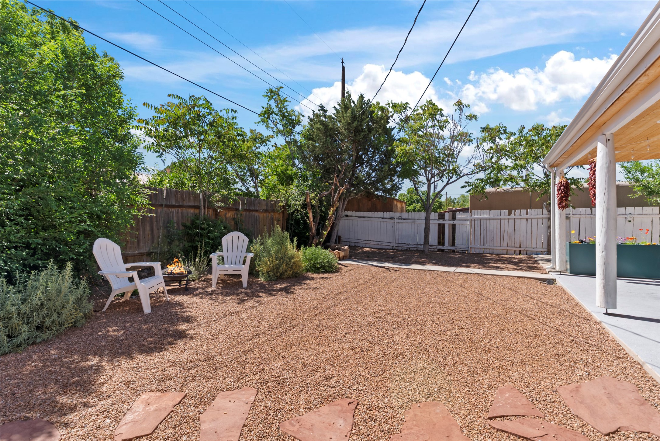 1009 Velarde Road