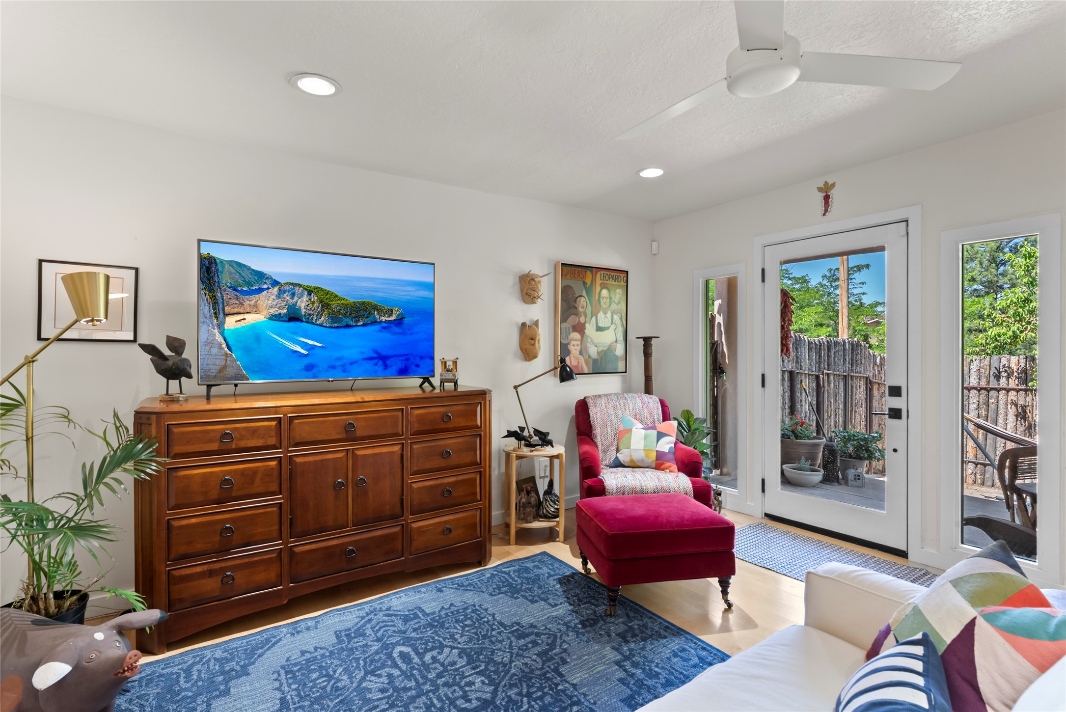 1009 Velarde Road