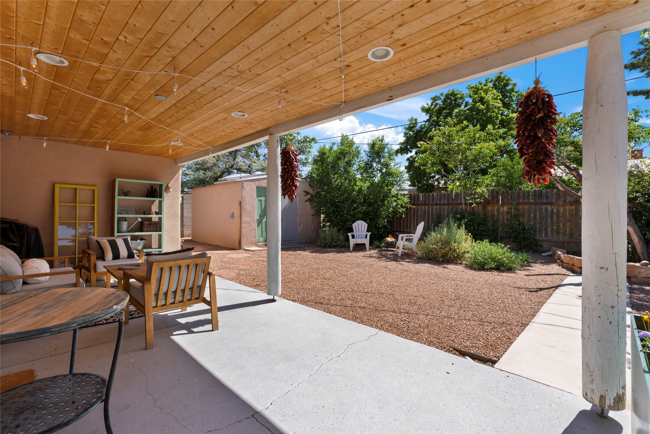 1009 Velarde Road