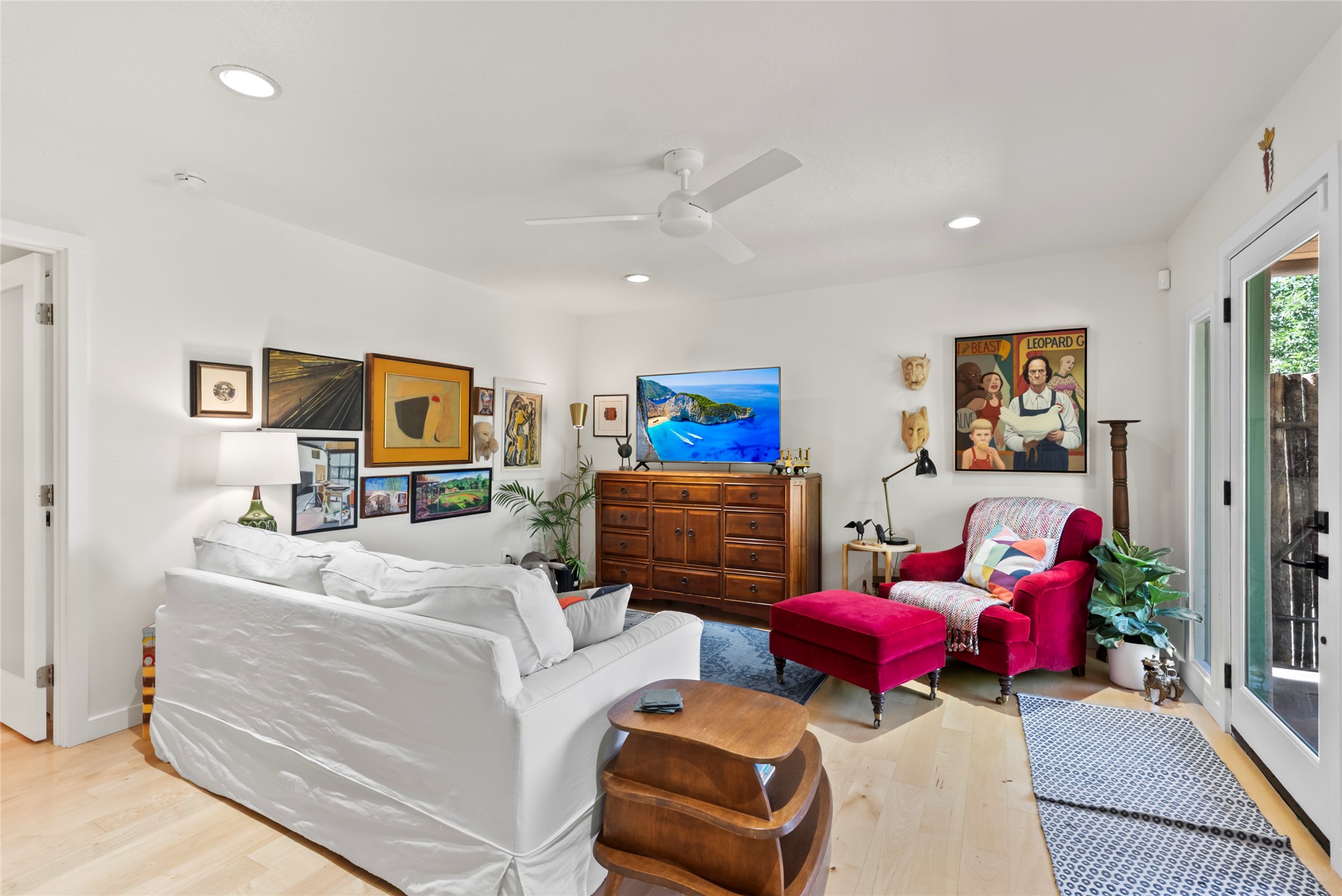 1009 Velarde Road