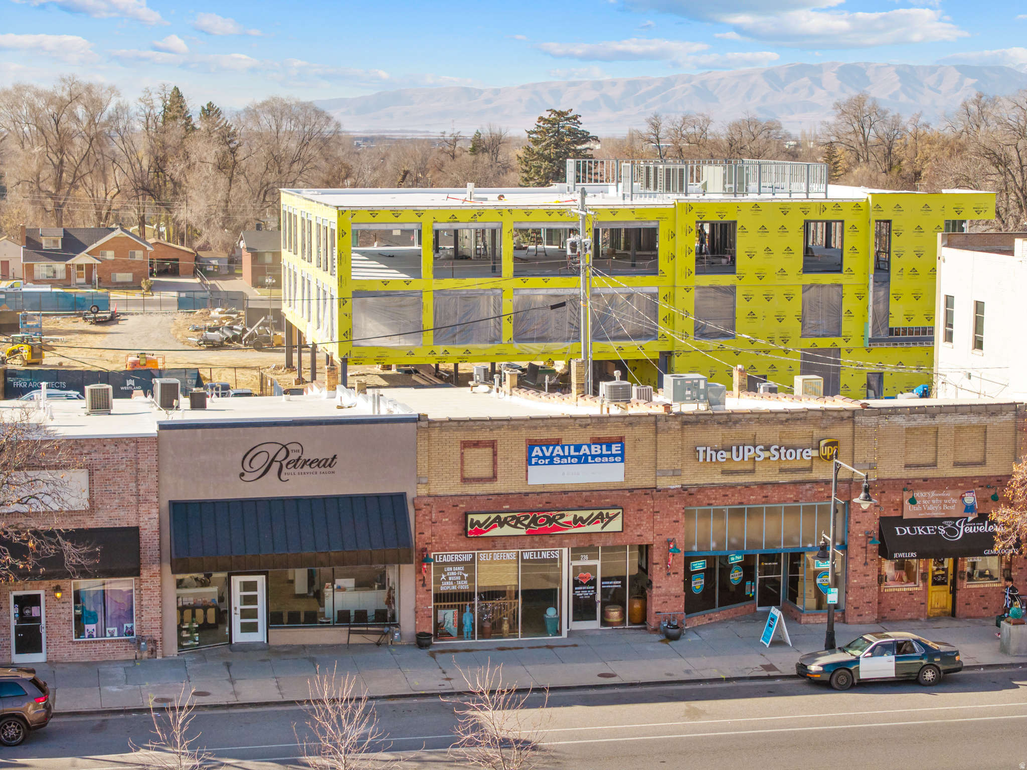 236 S MAIN ST