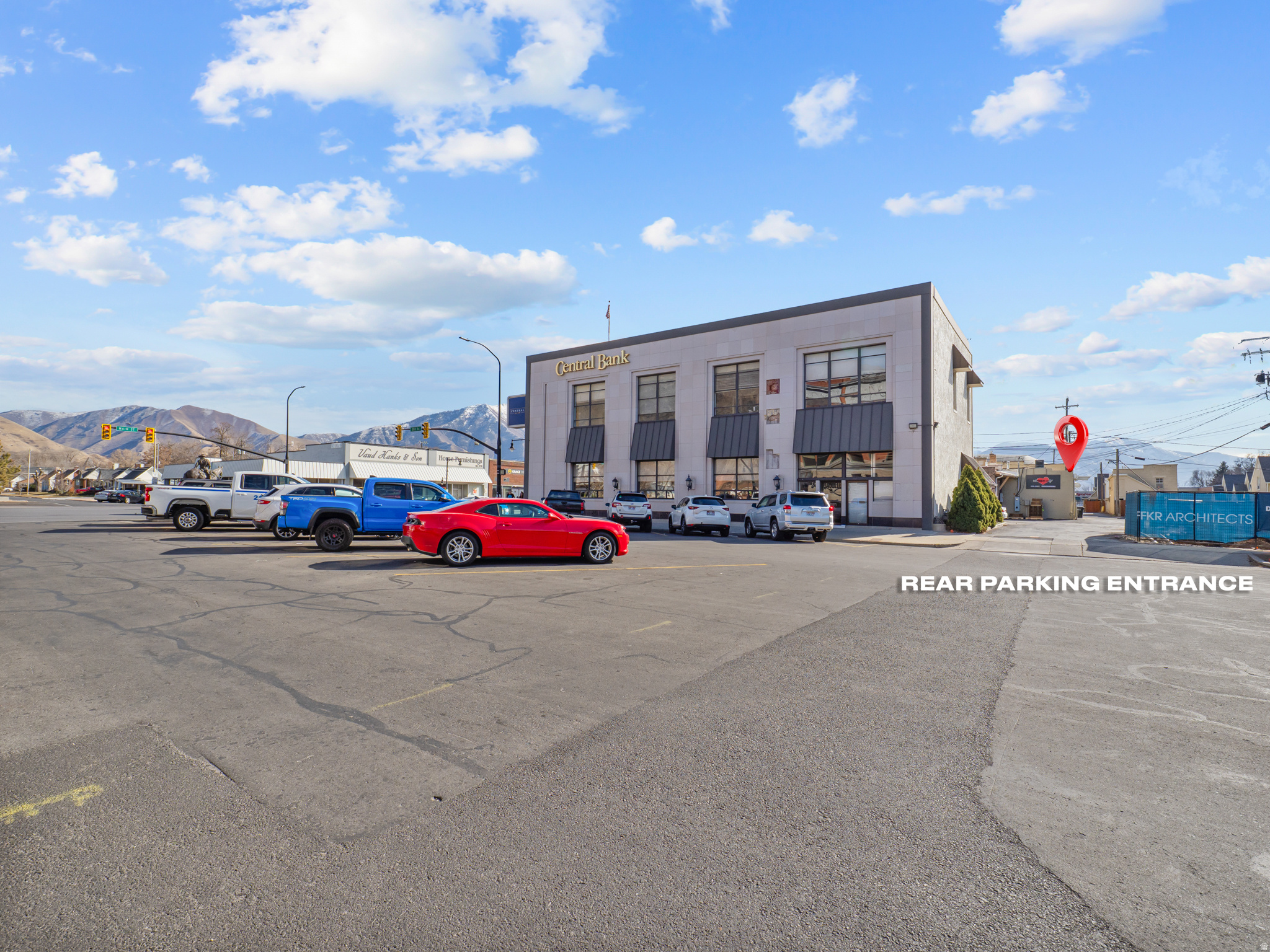 236 S MAIN ST