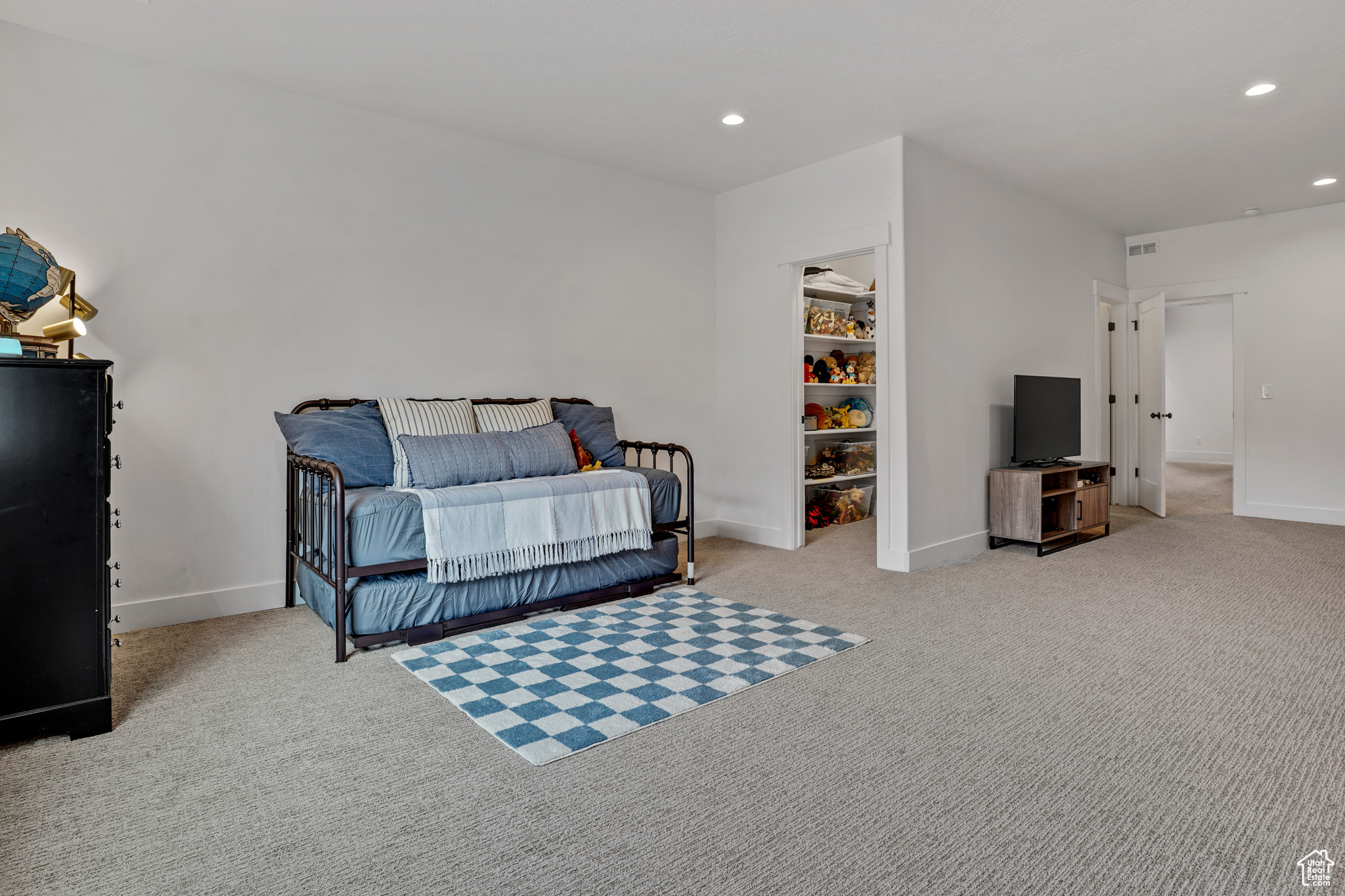 1364 W AUTUMN VIEW DR