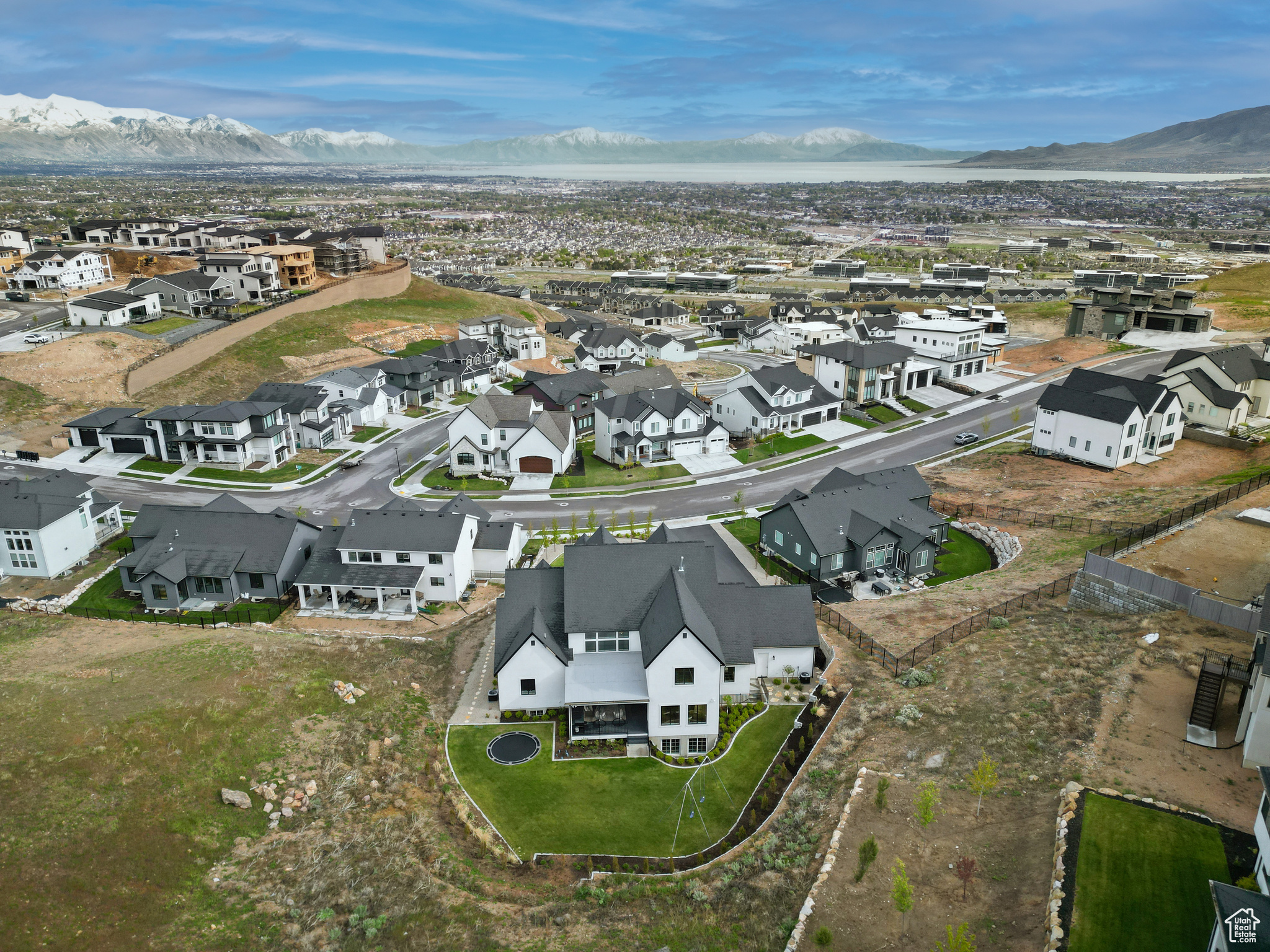 1364 W AUTUMN VIEW DR
