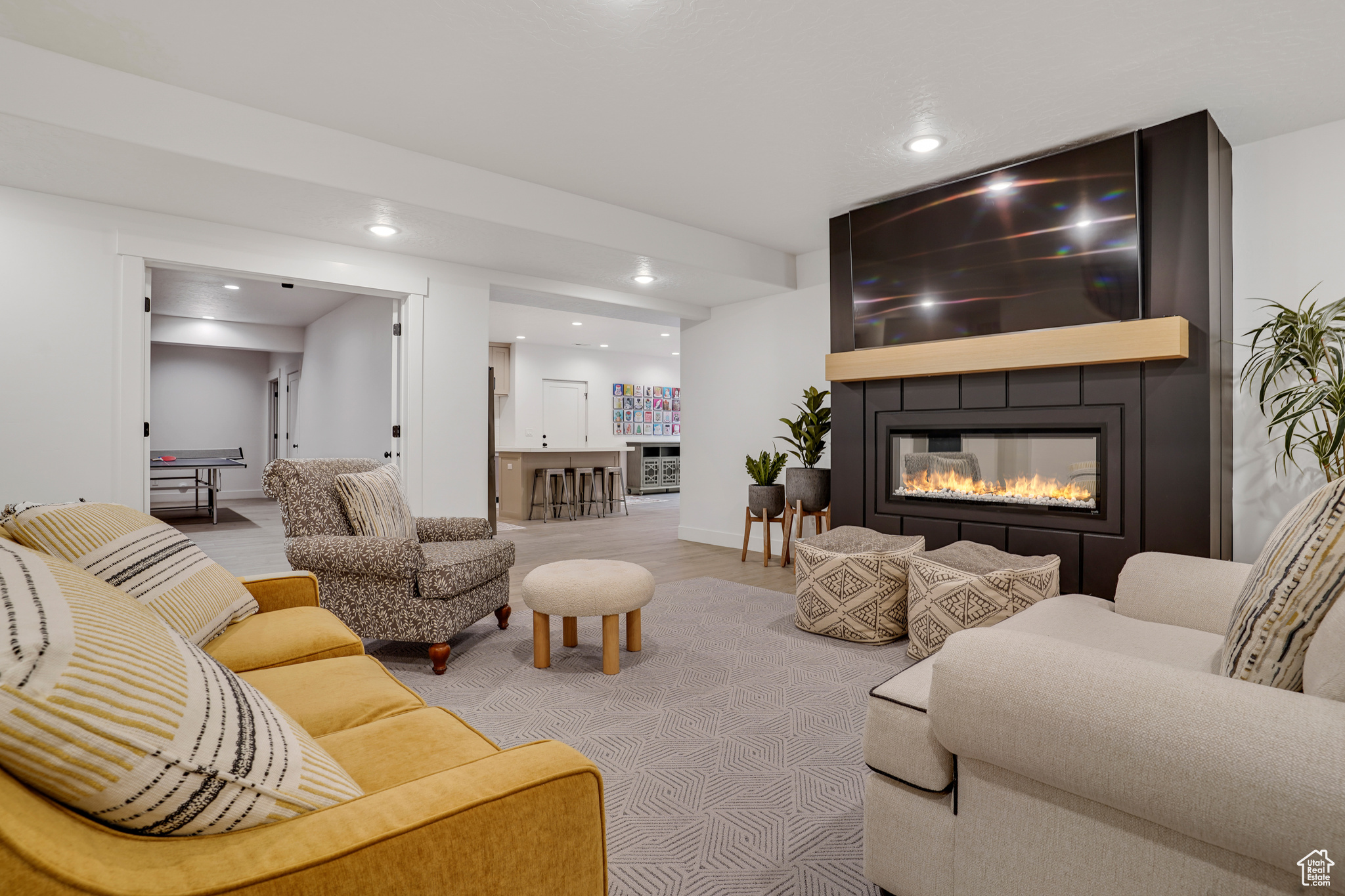 1364 W AUTUMN VIEW DR
