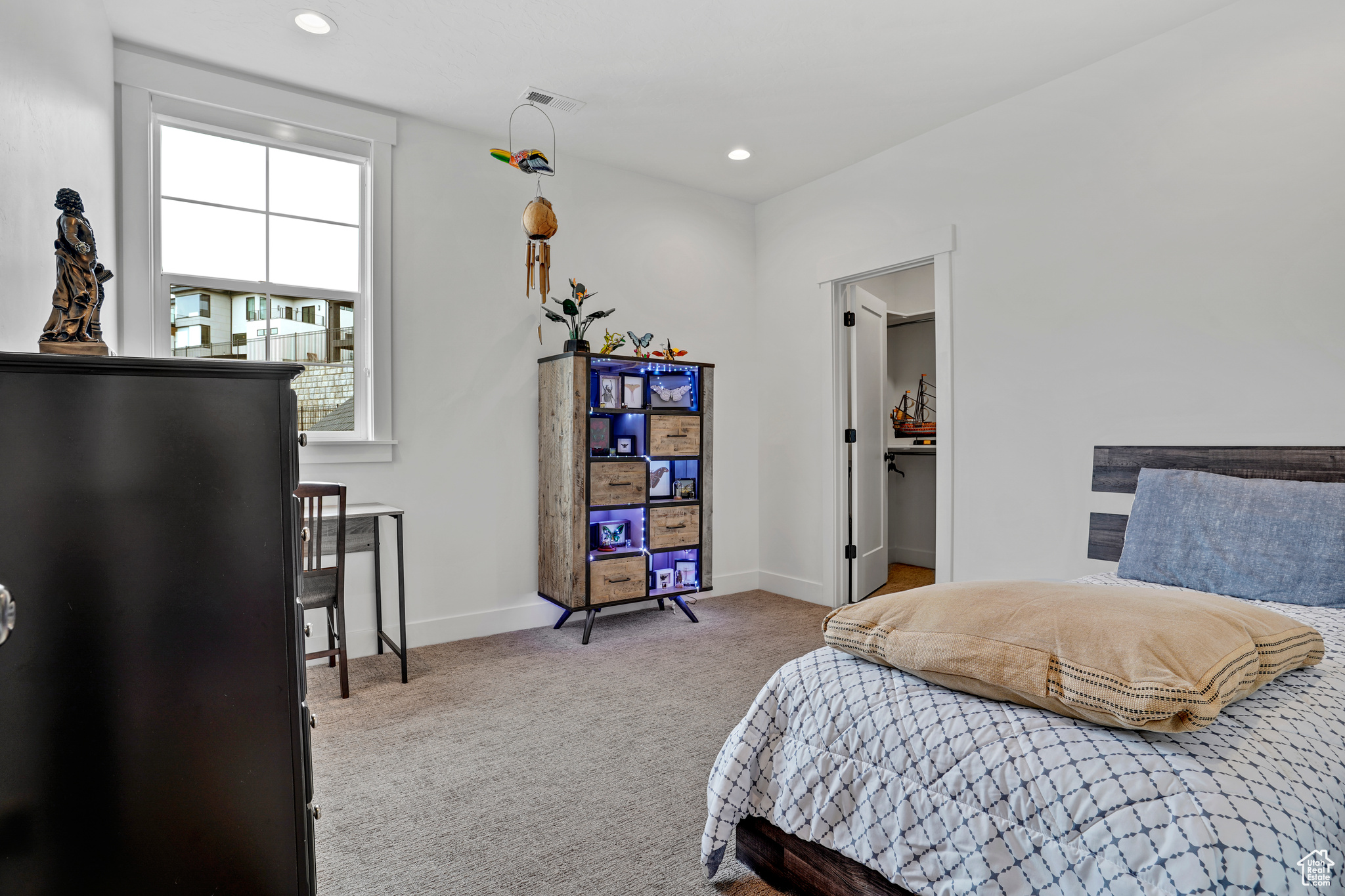 1364 W AUTUMN VIEW DR
