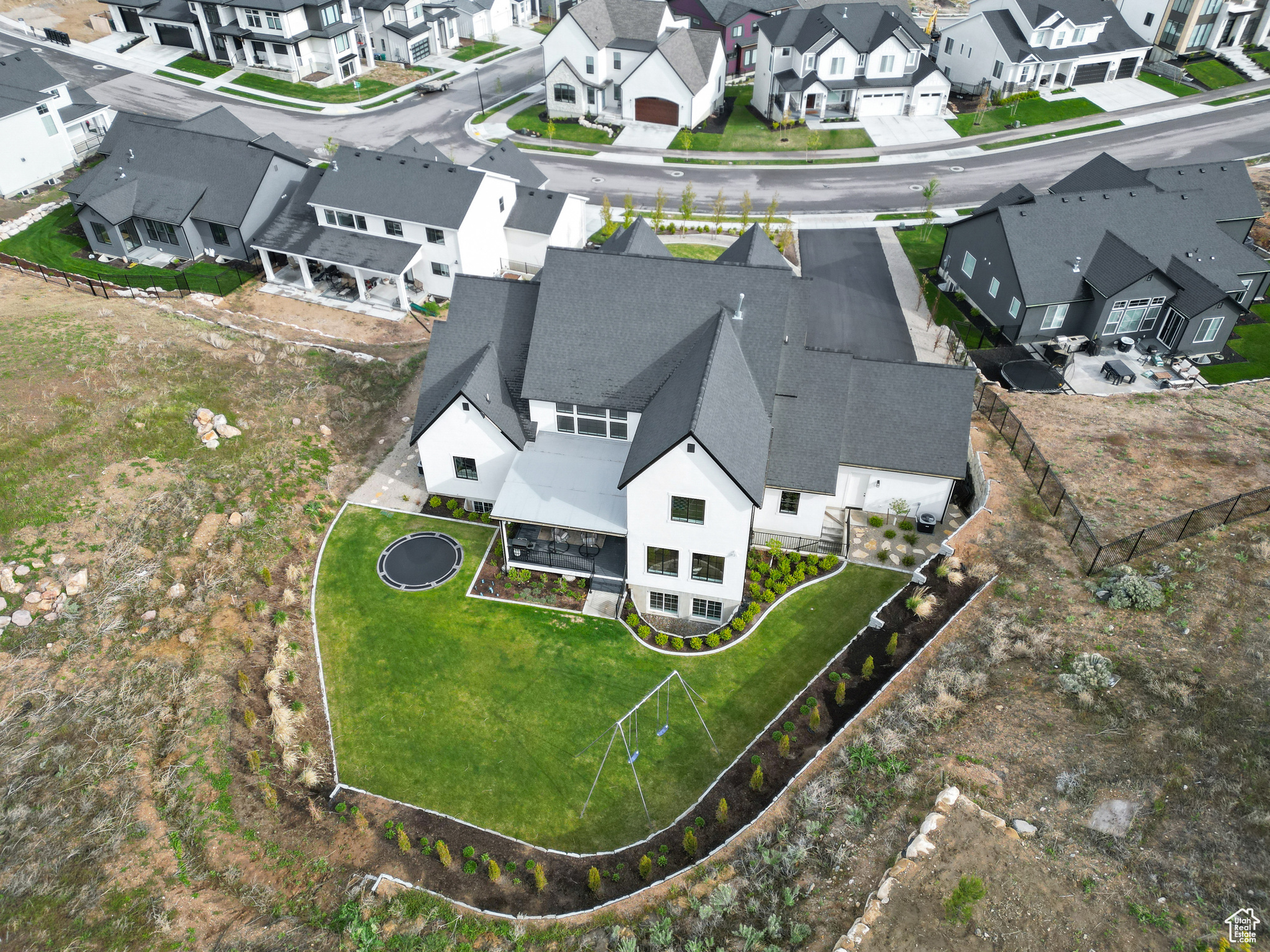 1364 W AUTUMN VIEW DR
