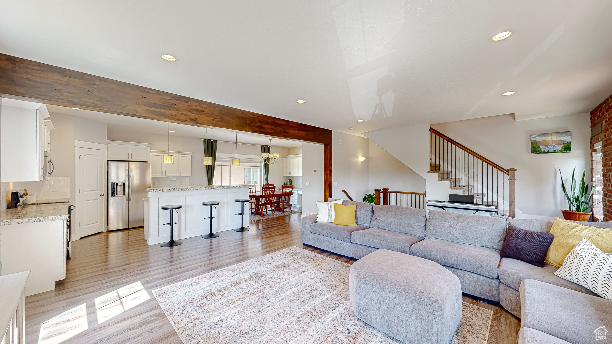 5543 W NAPLES DR