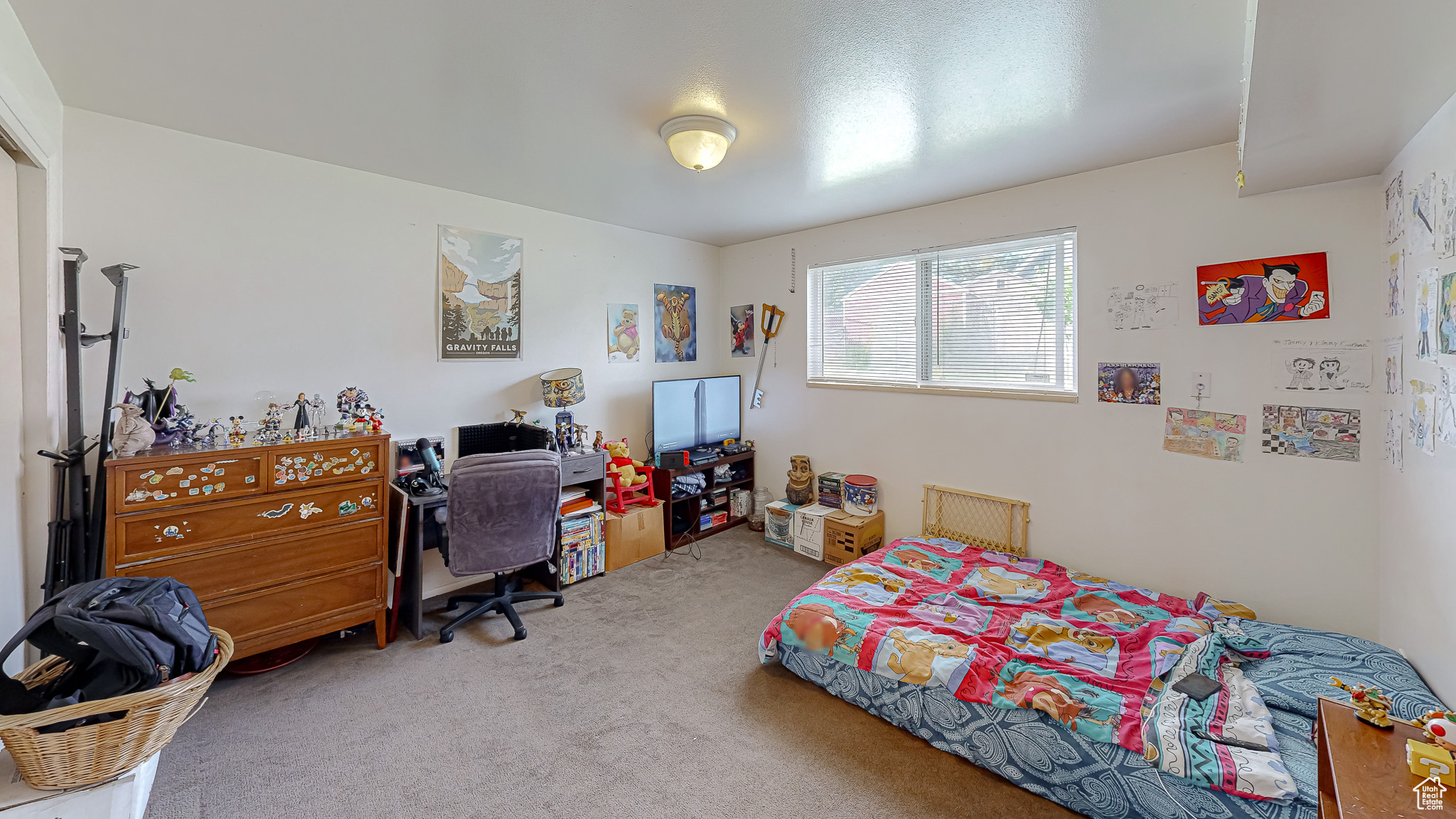 752 W HEATHER LN