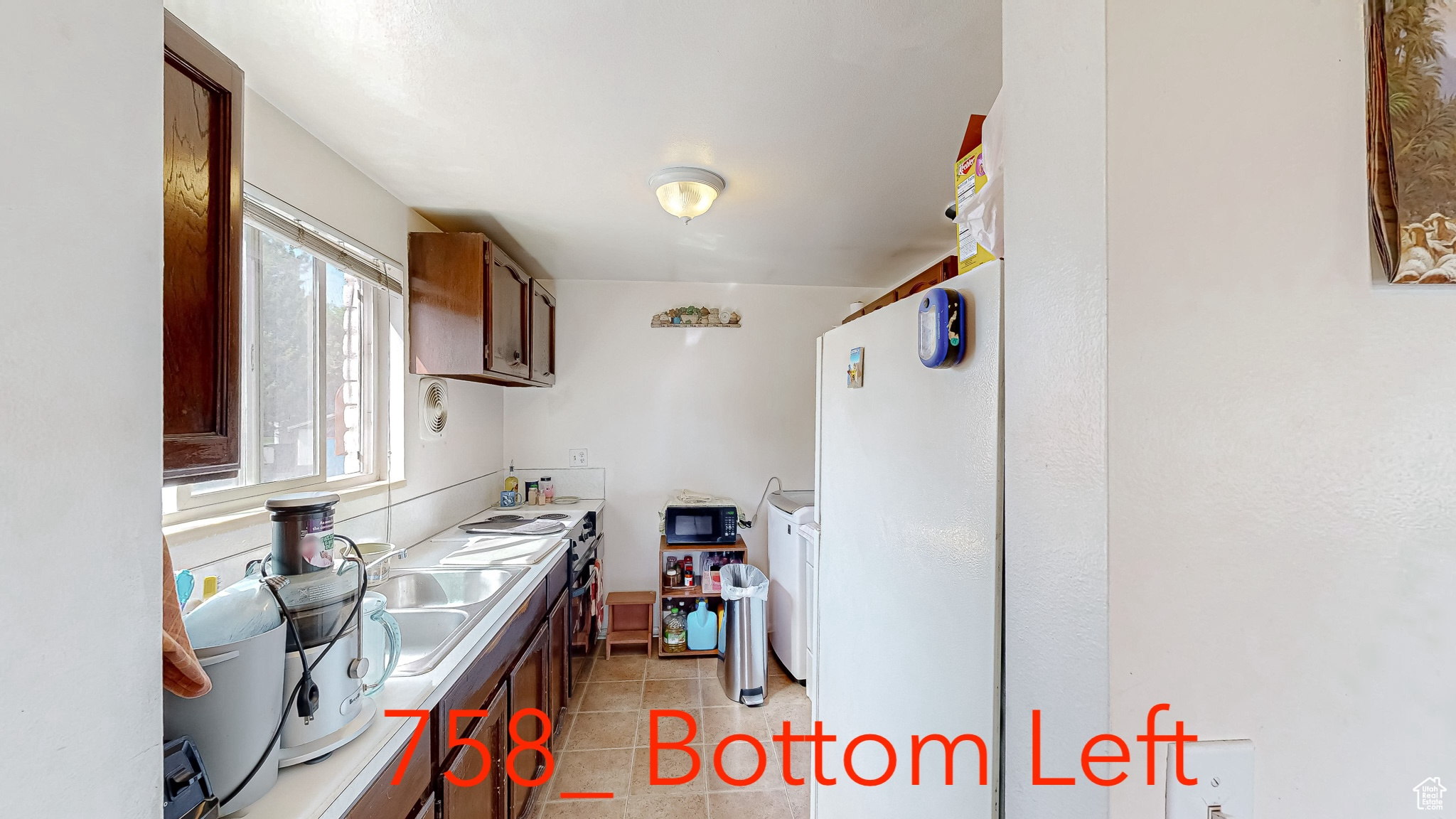 752 W HEATHER LN