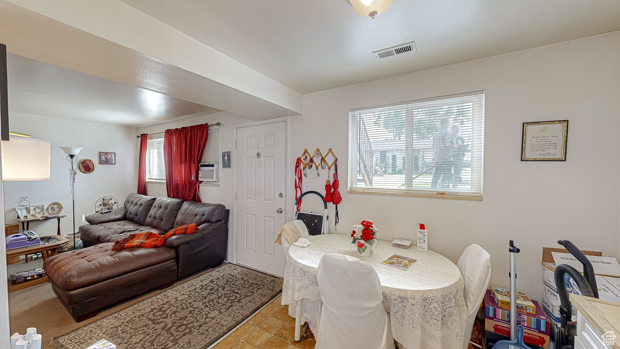 752 W HEATHER LN