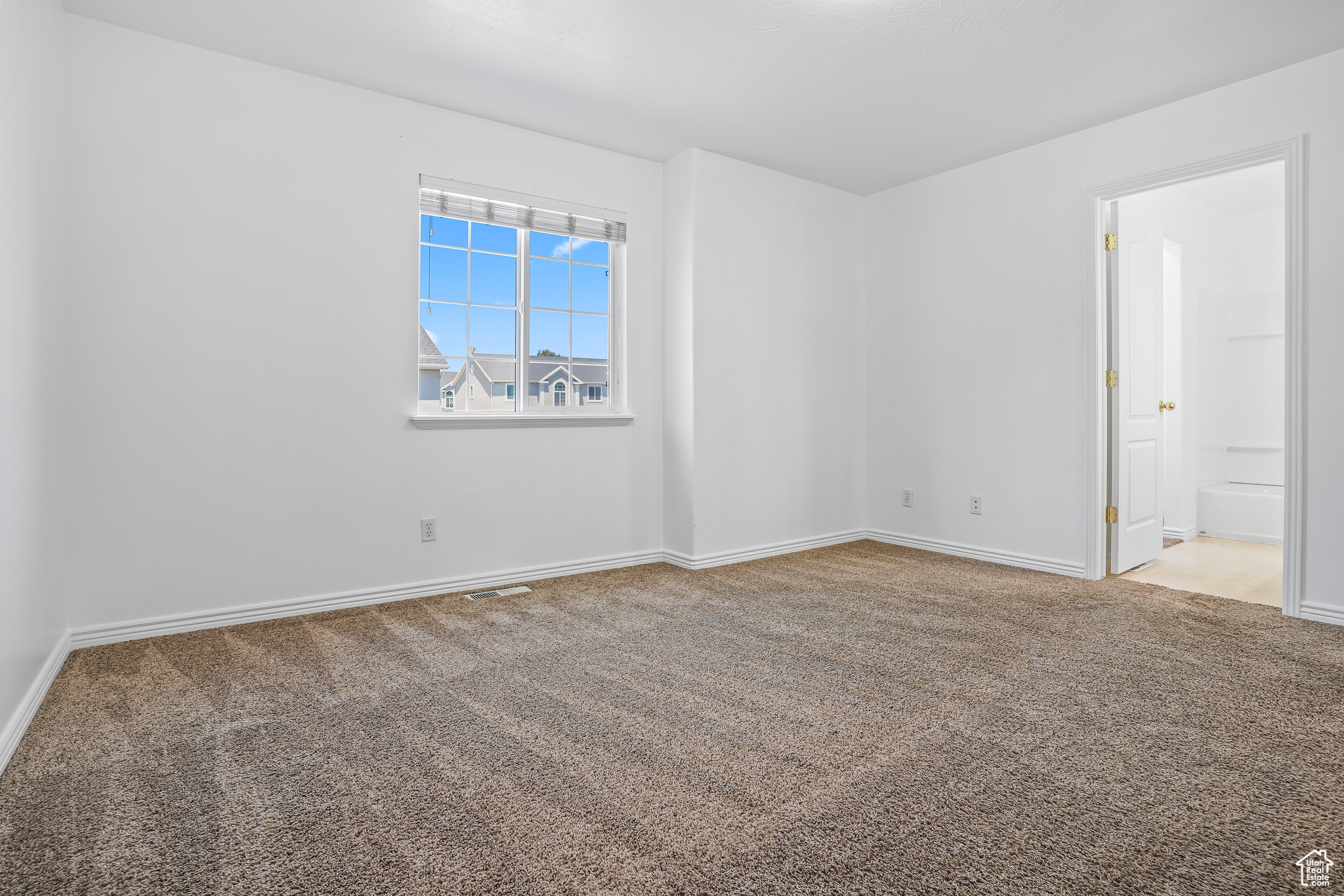 815 W BIG LEAF CT