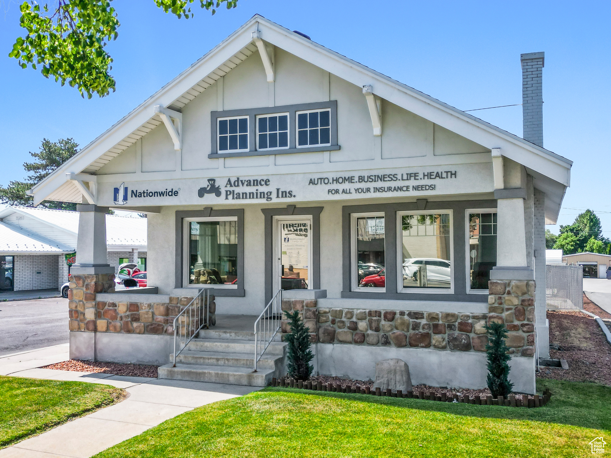 42 E MAIN ST