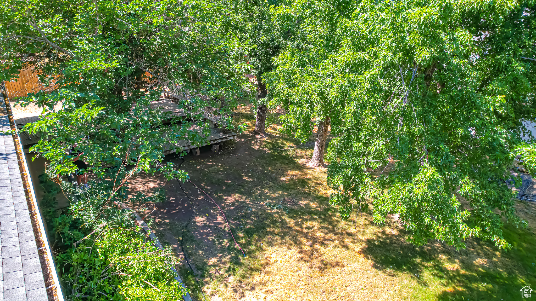 44 S ASTOR LN