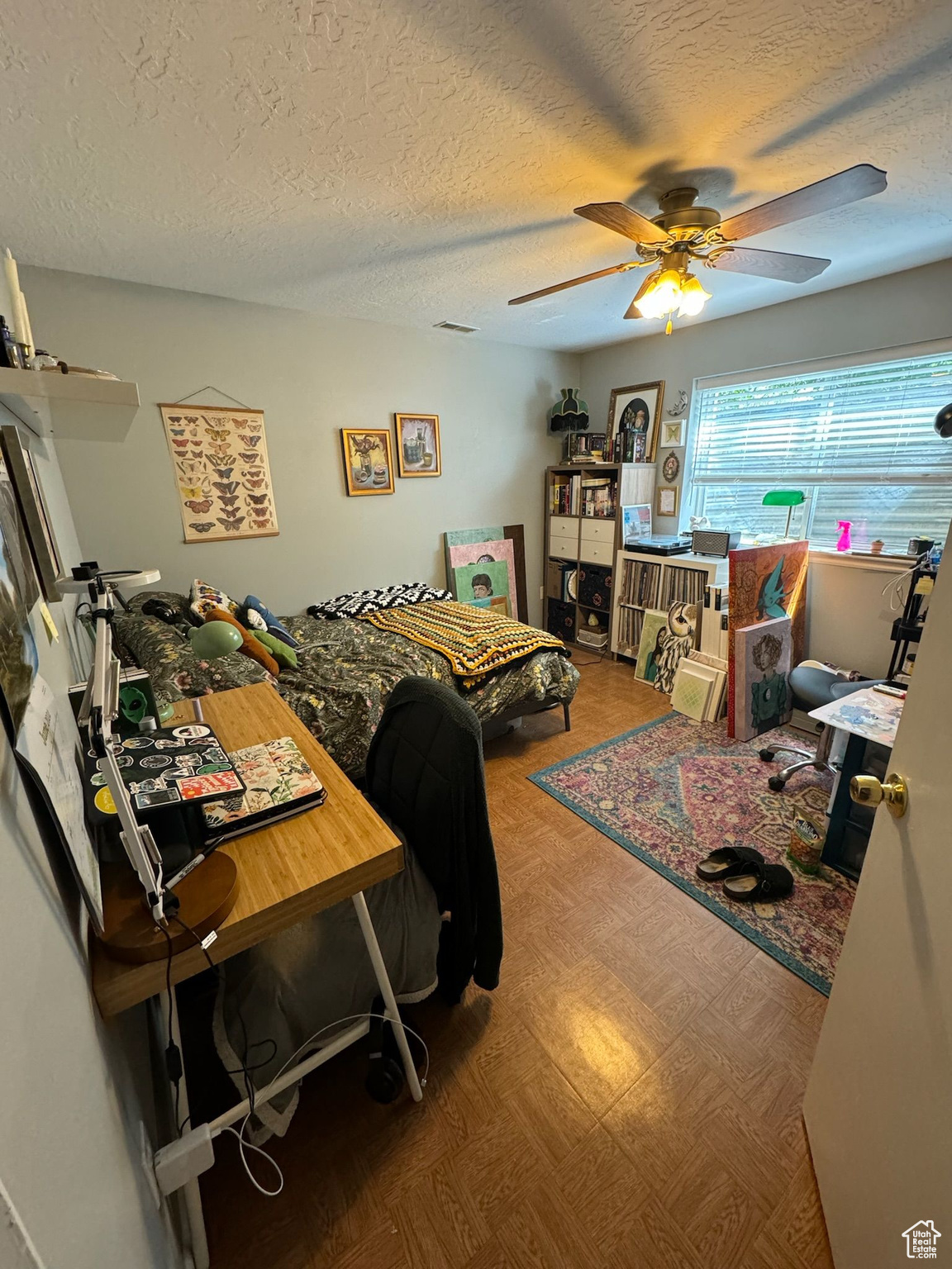 695 W 10 N