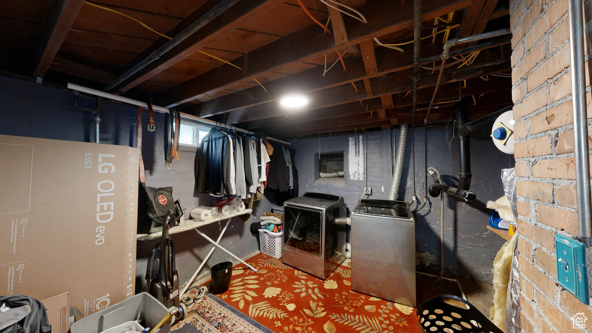 445 BEVERLY AVE