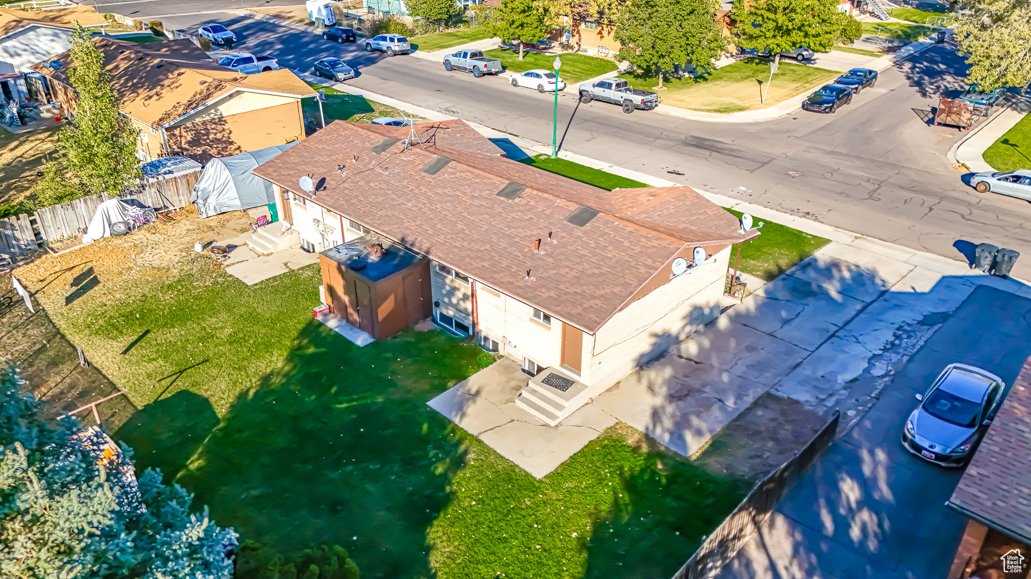 271 N 300 W