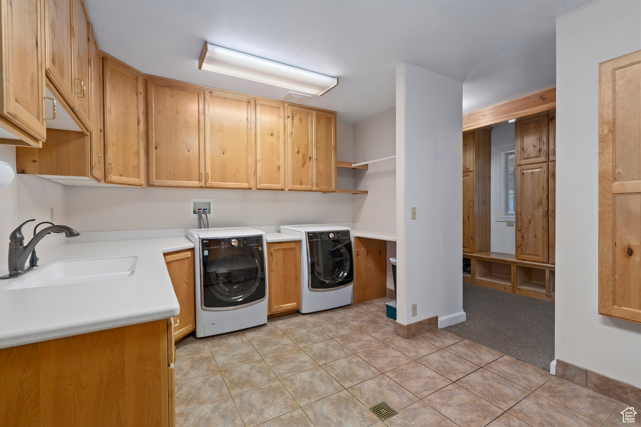 780 S MAIN ST