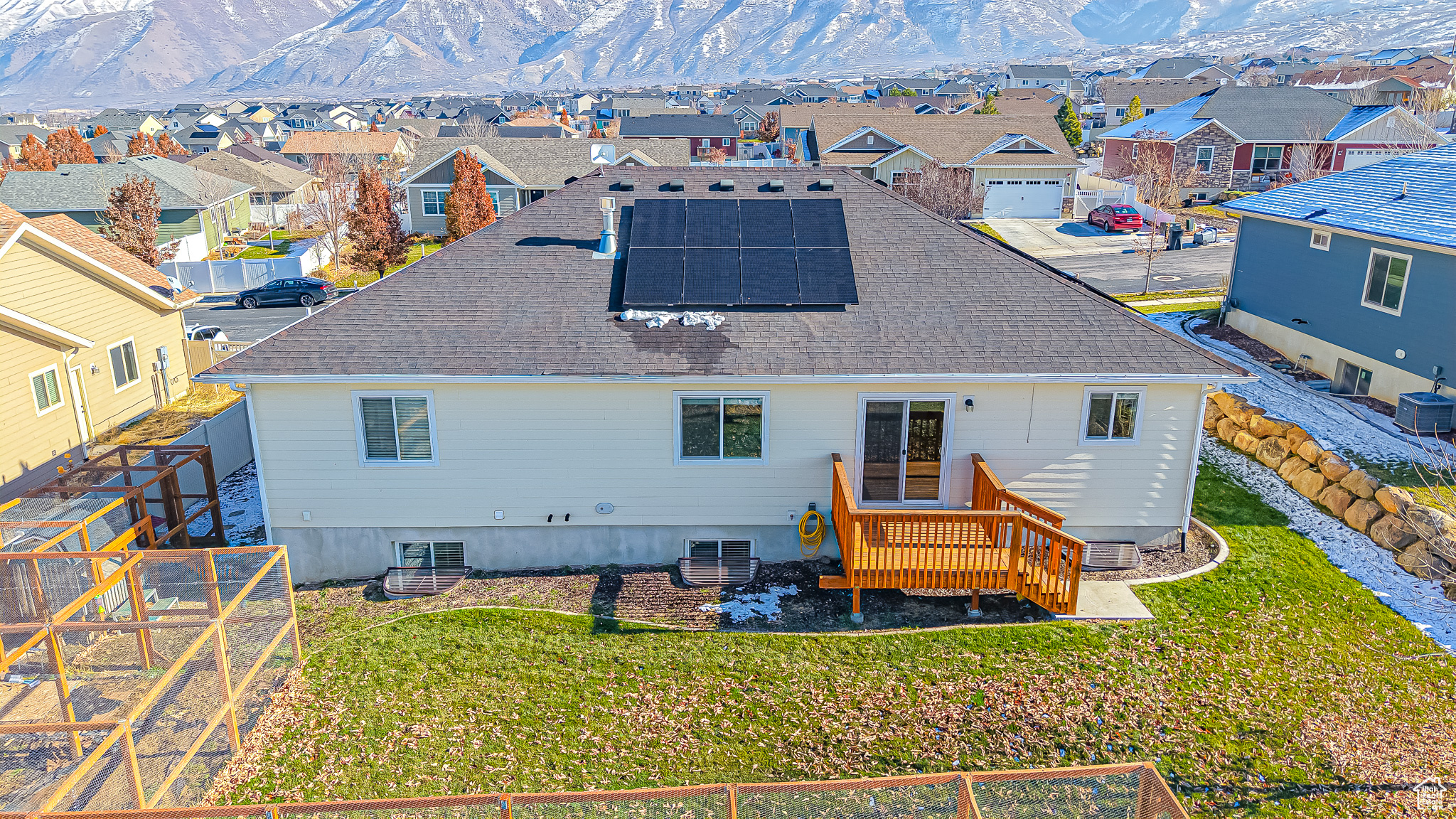 1589 N GRIZZLY WAY