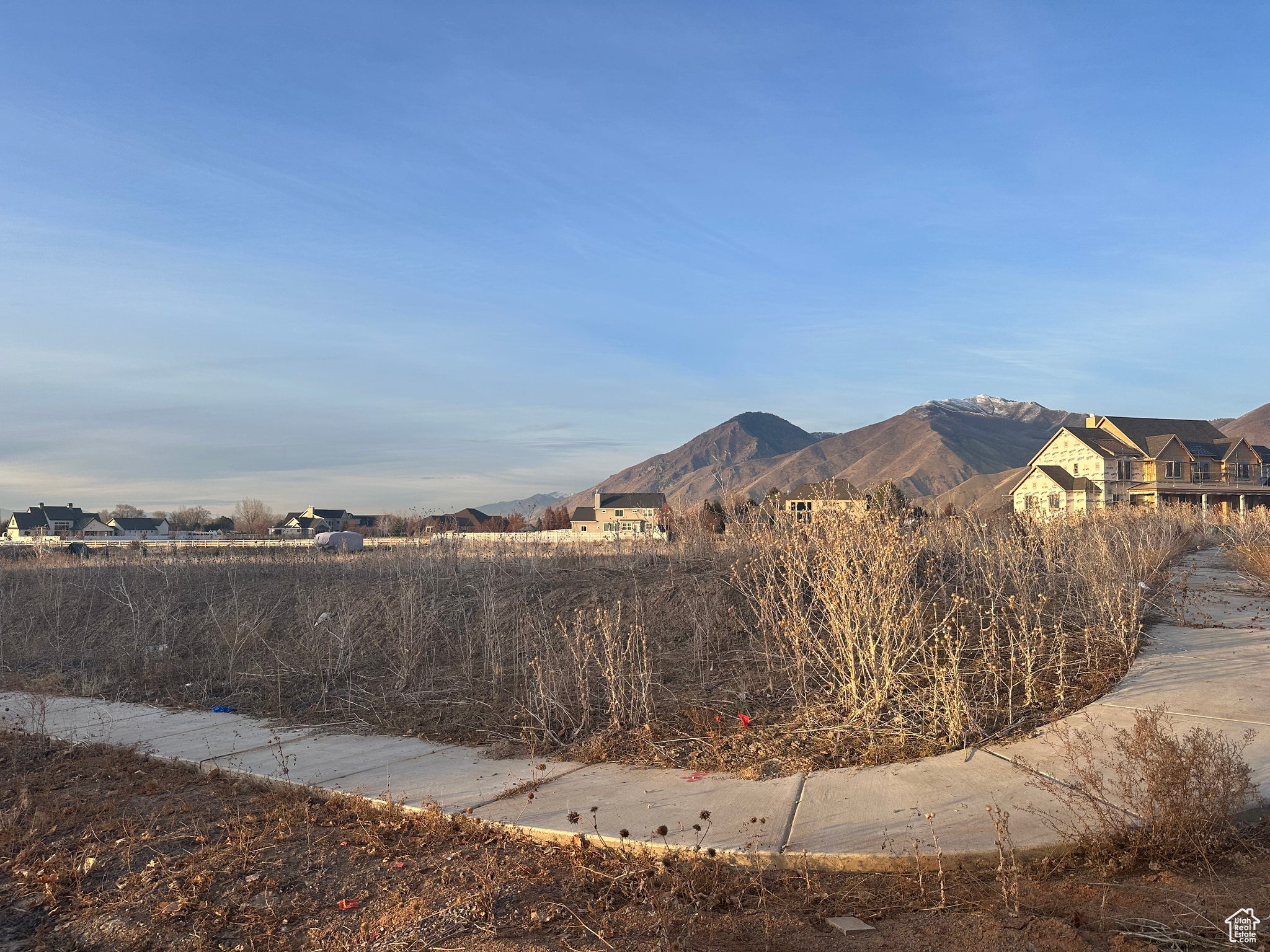2114 S MAPLETON CT Unit: 49