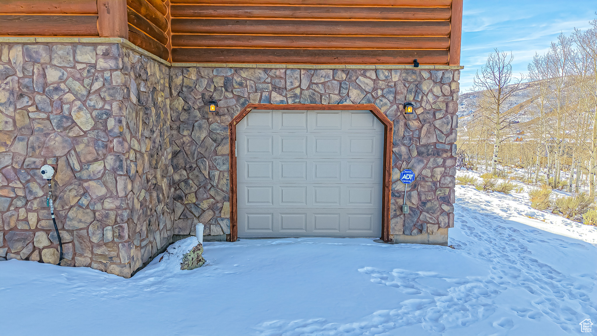 67 ASPEN COVE DR. DR