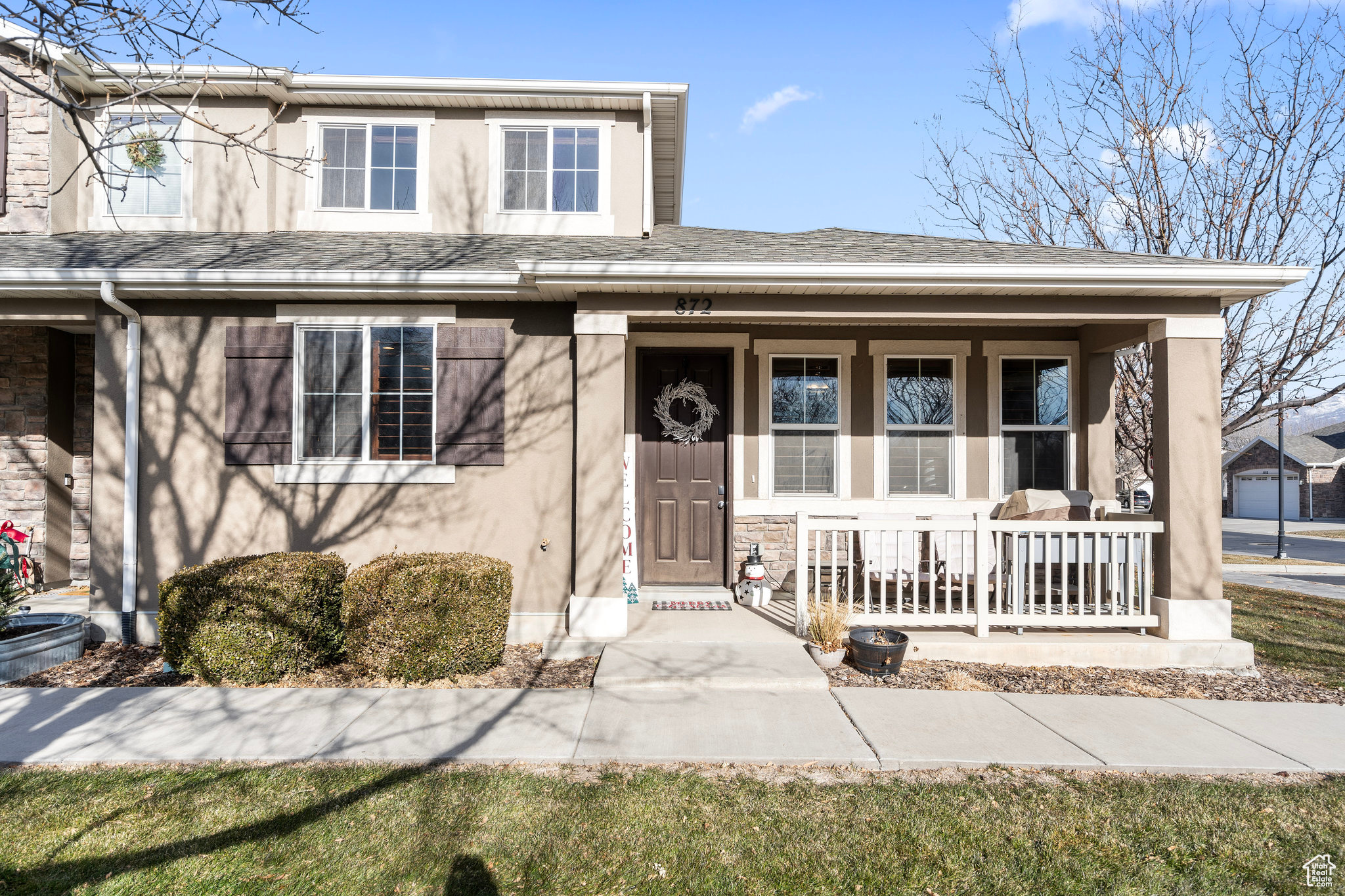 872 W BERKELEY DR