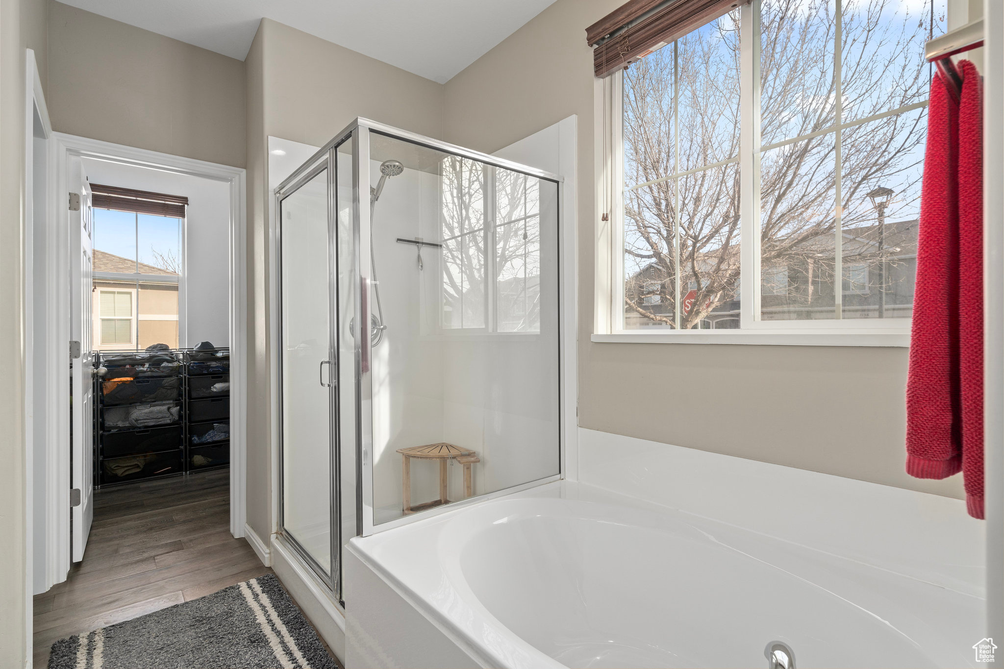872 W BERKELEY DR