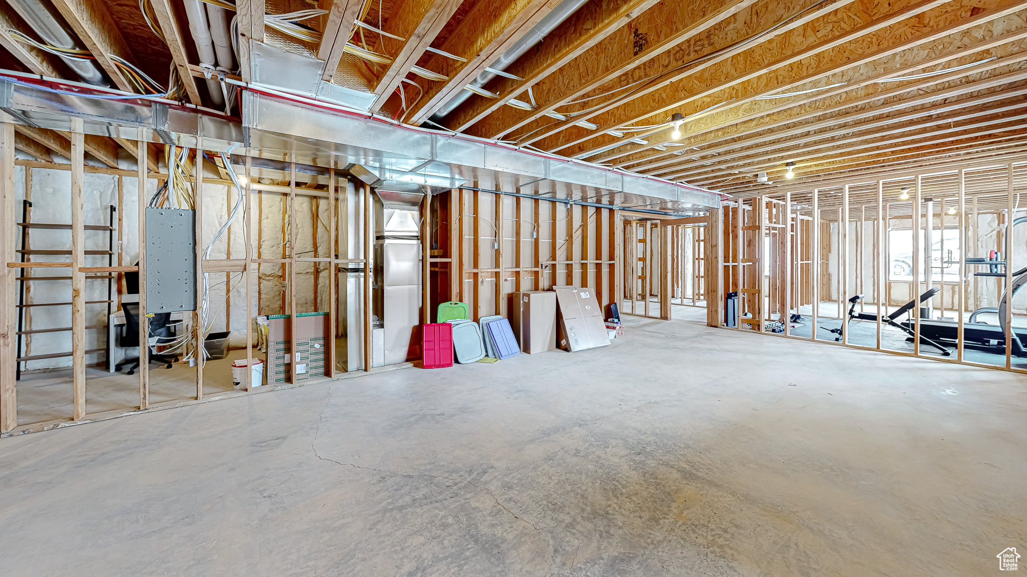 1244 N WASHOUGAL